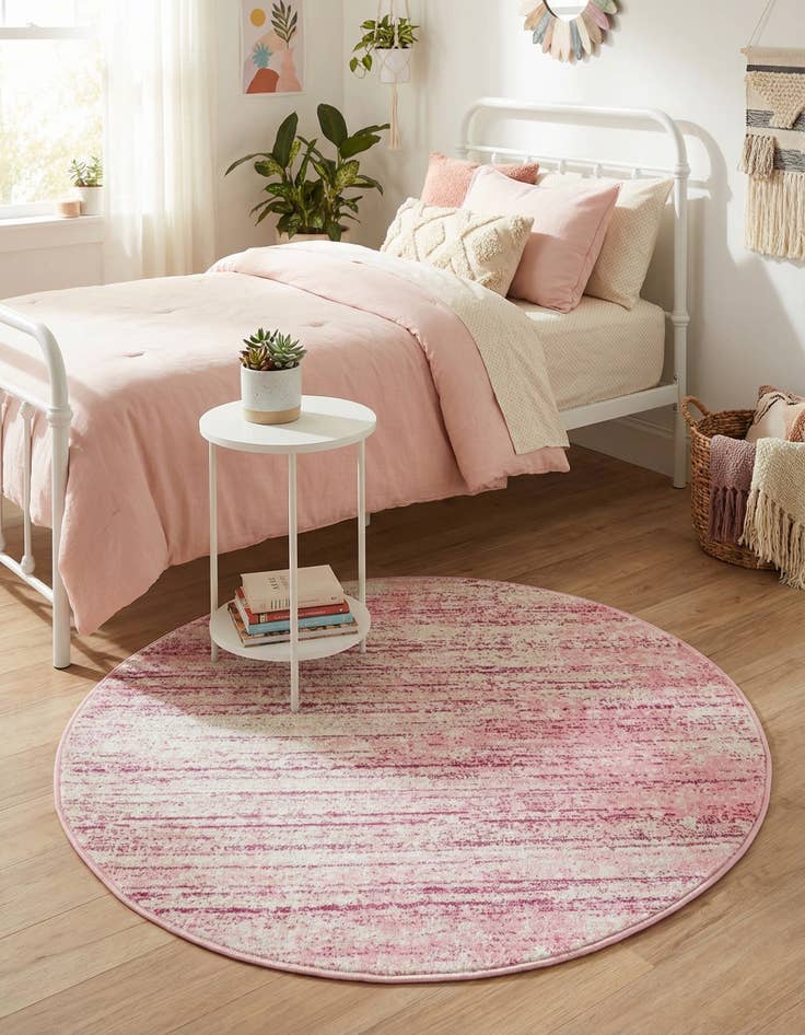 Detail image of 3' x 3' Uptown Madison Avenue Round Rug