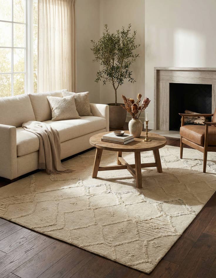 Detail image of 5' 8 x 8'  Hand Knotted Darya Wool Rug