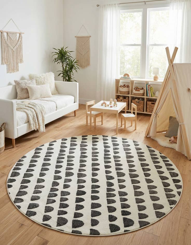 Detail image of  7' 10 x 7' 10 Whimsy Kids Round Rug