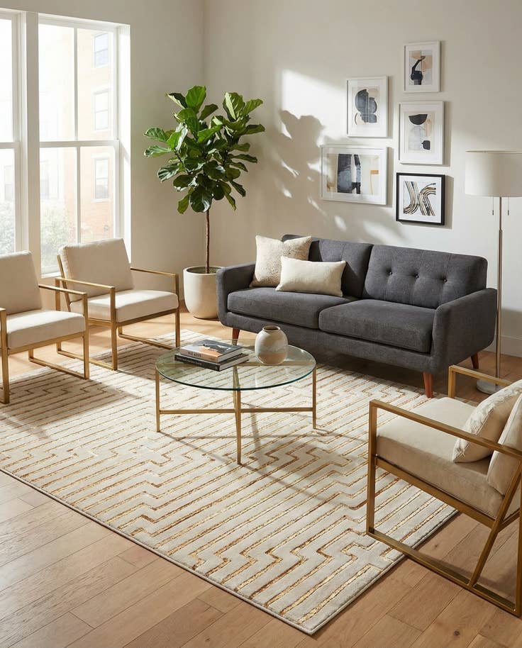 Detail image of 7' 10 x 10' Vogue Geo Rug