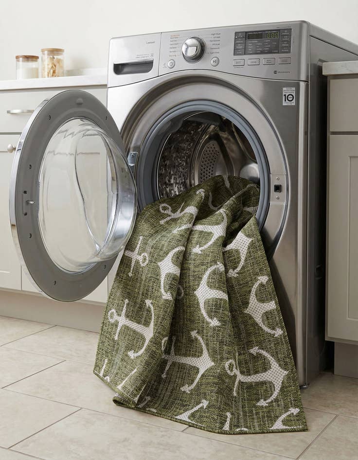 Detail image of 4' x 6'  Washable Coastal Indoor / Outdoor Rug