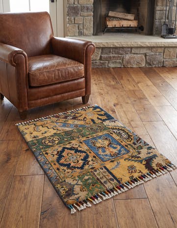 1' 11 x 2' 11 Hand Knotted Ariana Ziegler Rug