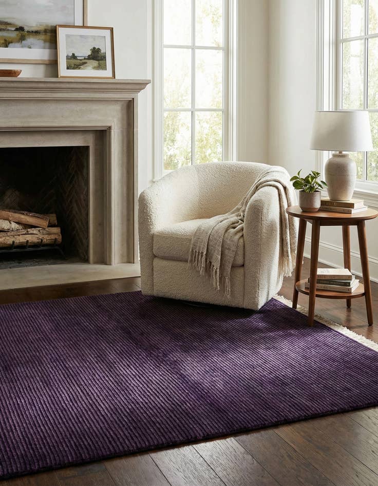 Detail image of 2' 7 x 4' 10  Hand Knotted Darya Wool Rug