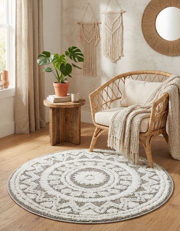 3' 3 x 3' 3 Boho Round Rug