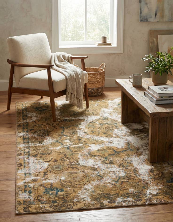 Detail image of 3' 4 x 6'  Hand Knotted Ultra Vintage Persian Wool Rug