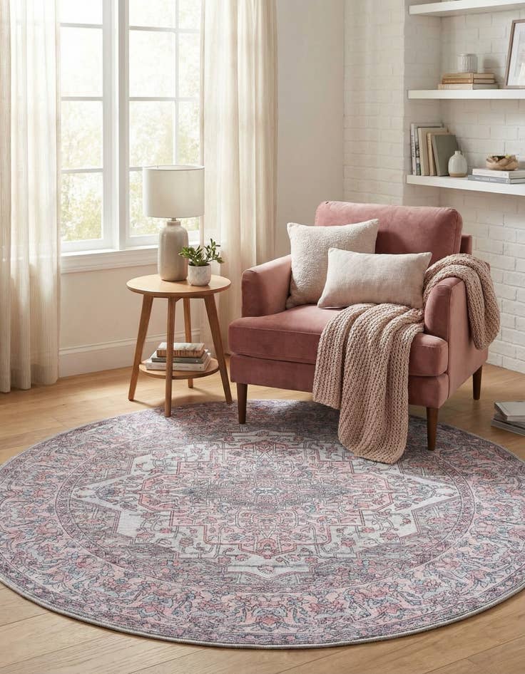 Detail image of 5' 3 x 5' 3  Washable Mangata Round Rug