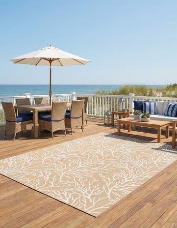 10' x 14' Easy-Clean Coastal Indoor / Outdoor Rug