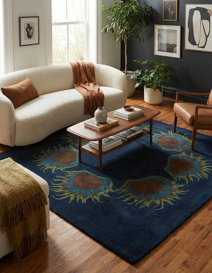 Detail image of 7' 6 x 7' 6 Luna Wool Square Rug