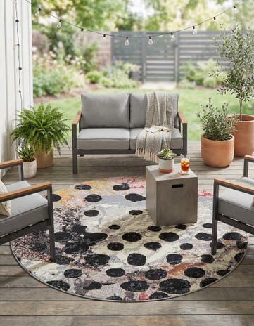 6' x 6' Easy-Clean Modern Indoor / Outdoor Round Rug