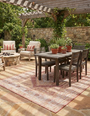 Rust Red Easy-Clean Traditional Indoor / Outdoor Rug