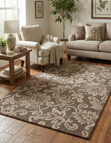 5' x 8' Agra Wool Rug