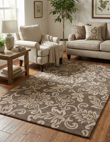 5' x 8' Agra Wool Rug