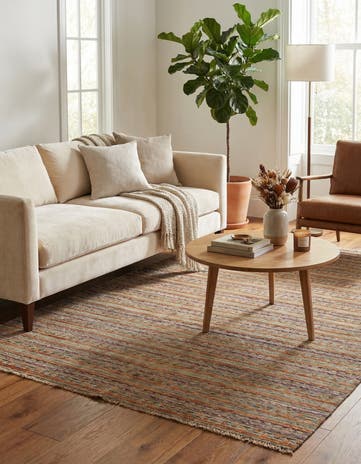 5' 10 x 8' 2 Hand Knotted Darya Wool Rug