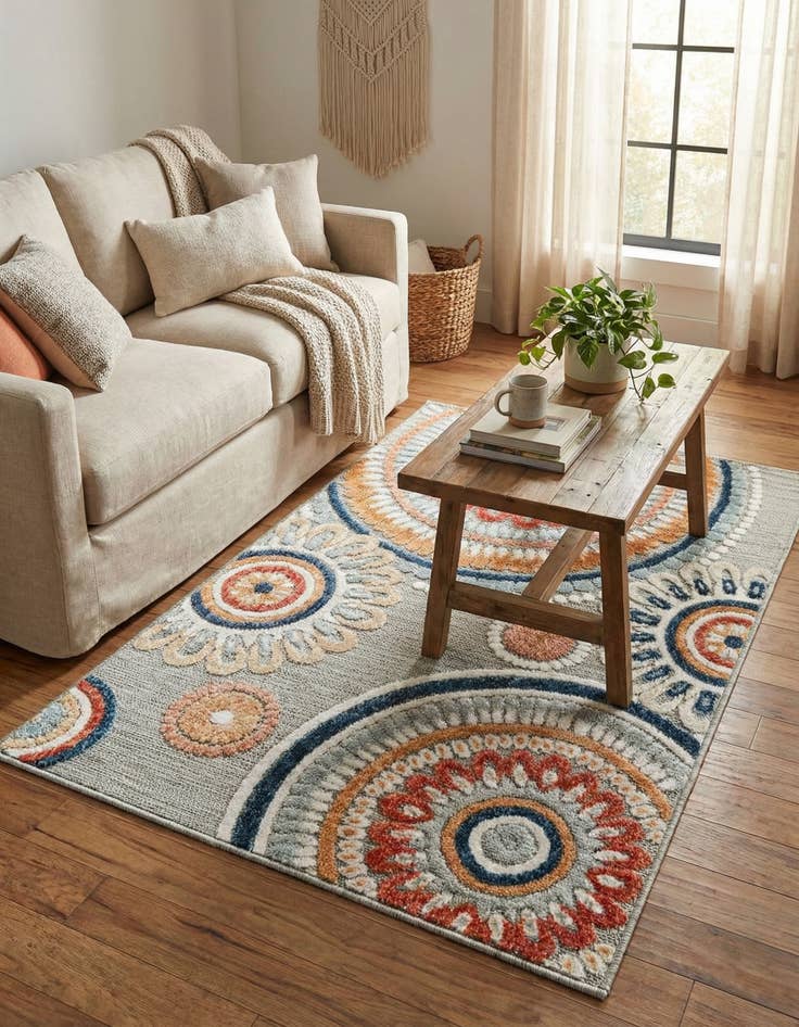 Detail image of 2' 2 x 3'  Washable Botanical Indoor / Outdoor Rug