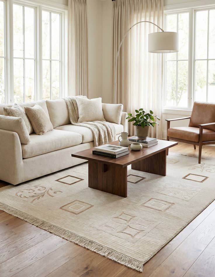 Detail image of  4' 11 x 6' 7  Hand Knotted Darya Wool Rug