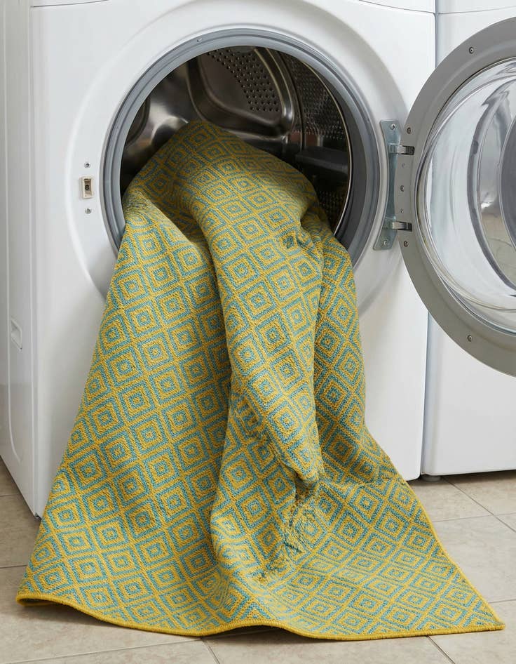 Detail image of 7' 10 x 10'  Washable Jill Zarin Costa Rica Indoor / Outdoor Rug