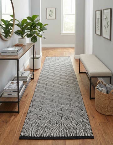2' 7 x 12' Milano Runner Rug