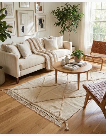 3' 6 x 5' 9 Hand Knotted Moroccan Wool Rug