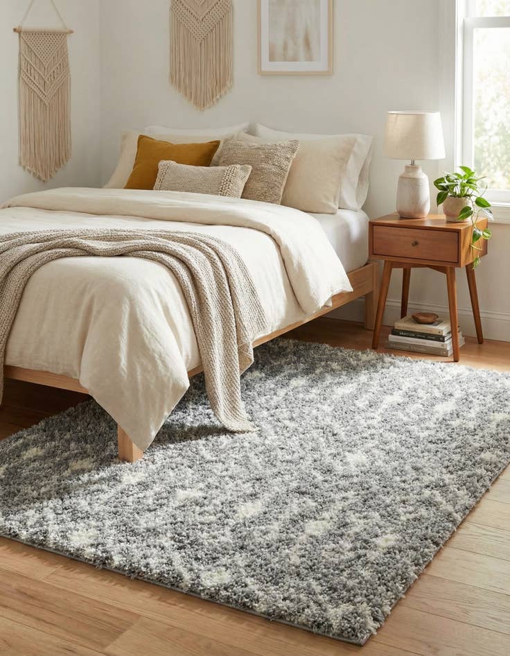 Detail image of  4' x 4' Moroccan Trellis Shag Square Rug