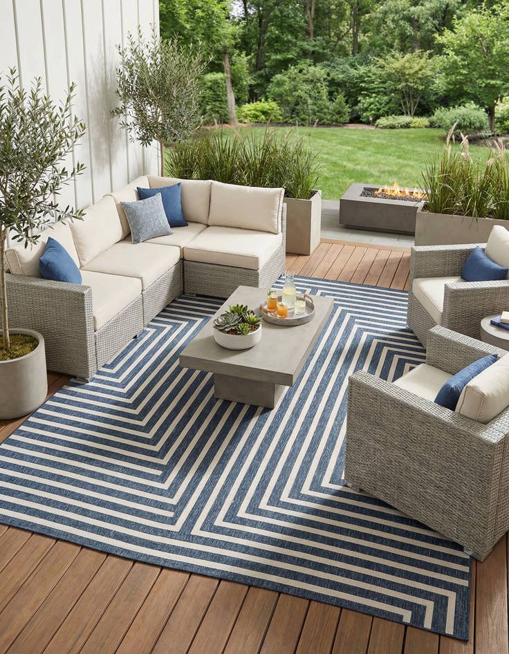 Detail image of 13' x 13'  Washable Modern Indoor / Outdoor Square Rug