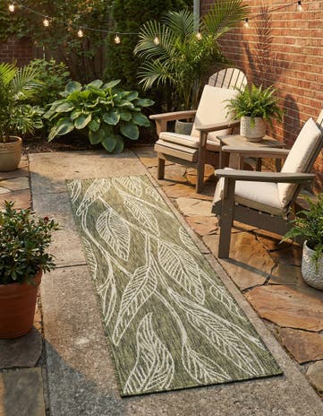 Green Easy-Clean Botanical Indoor / Outdoor Runner Rug