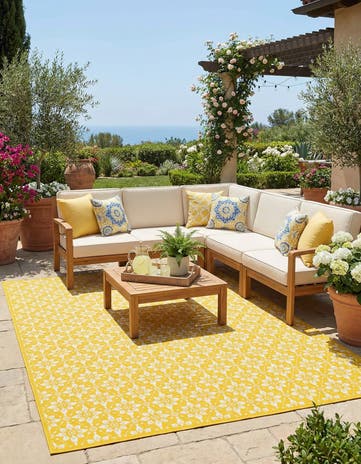 10' x 14' Easy-Clean Trellis Indoor / Outdoor Rug