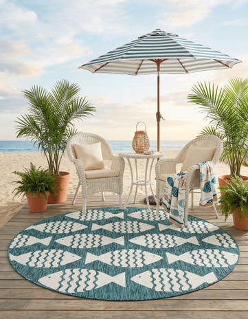 6' 1 x 6' 1 Easy-Clean Coastal Indoor / Outdoor Round Rug