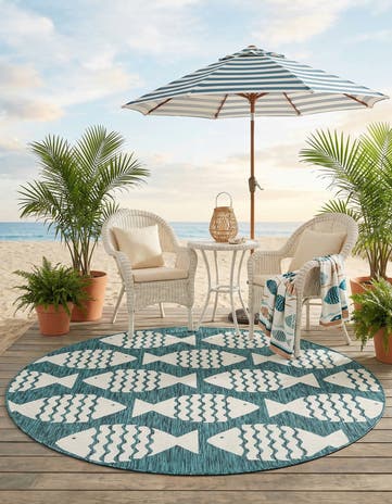 6' 1 x 6' 1 Easy-Clean Coastal Indoor / Outdoor Round Rug