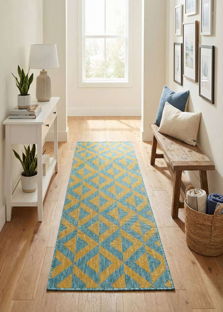 2' x 6' Easy-Clean Jill Zarin Napa Indoor / Outdoor Runner Rug