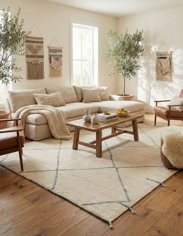 8' x 10' 1 Hand Knotted Moroccan Wool Rug