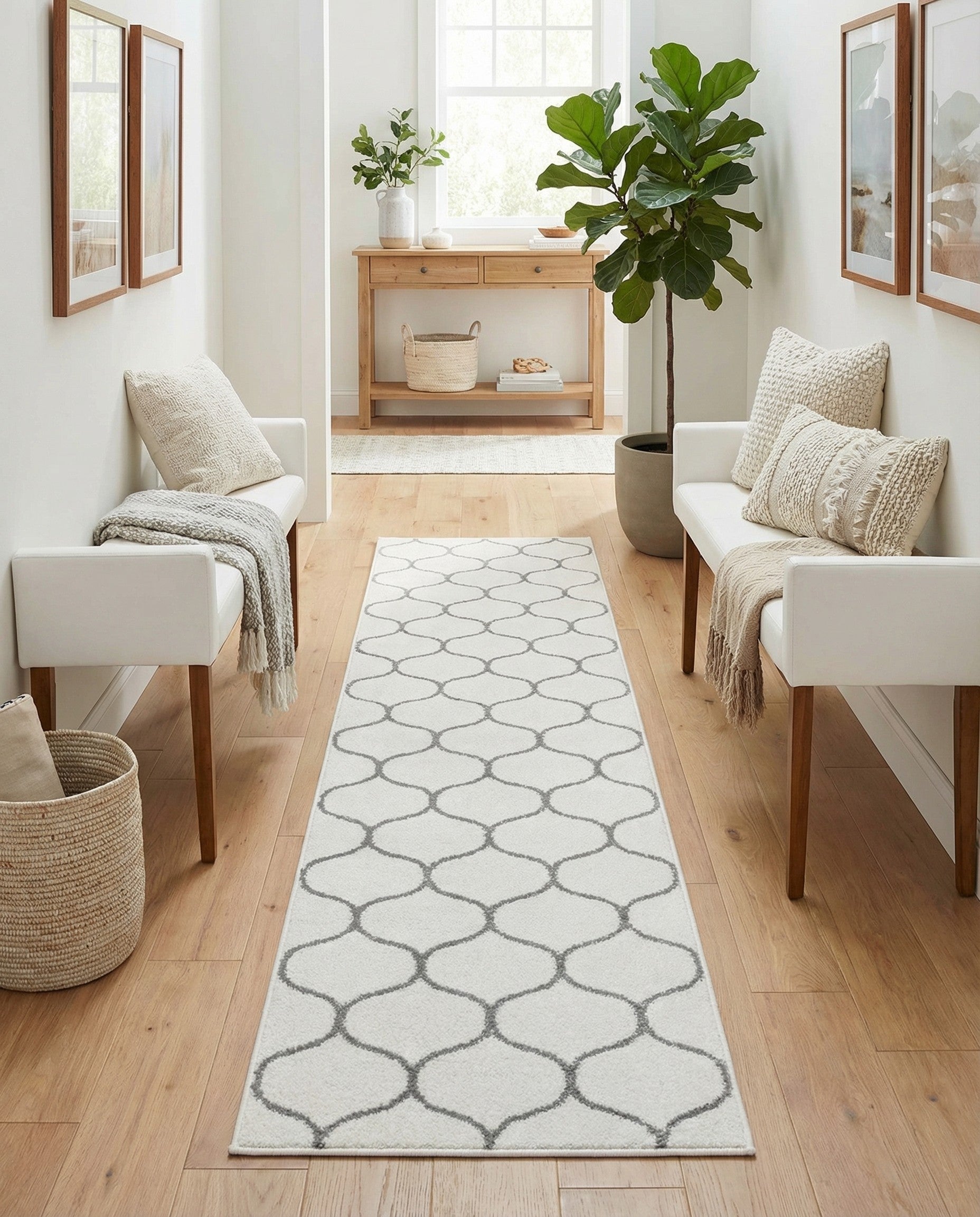  2' x 8' 8 Lattice Frieze Runner Rug