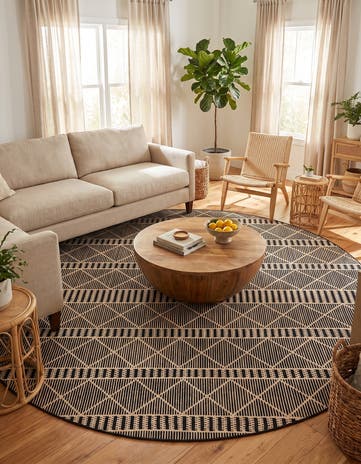 Black Easy-Clean Lattice Indoor / Outdoor Round Rug