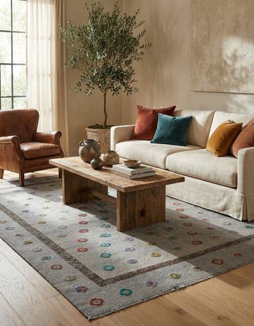 6' 10 x 9' 7 Hand Knotted Darya Wool Rug