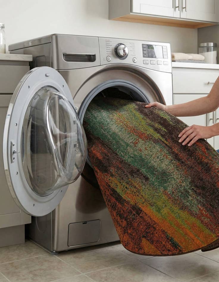 Detail image of 8' x 8'  Washable Barcelona Round Rug