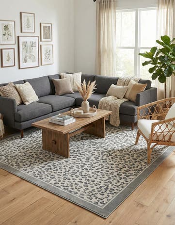Gray Savannah Square Rug