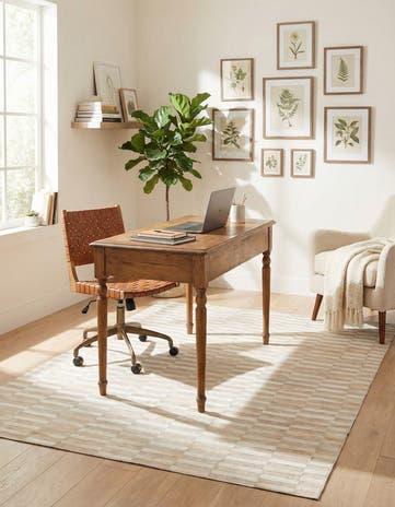 3' 10 x 5' 10 Cowhide Leather Rug