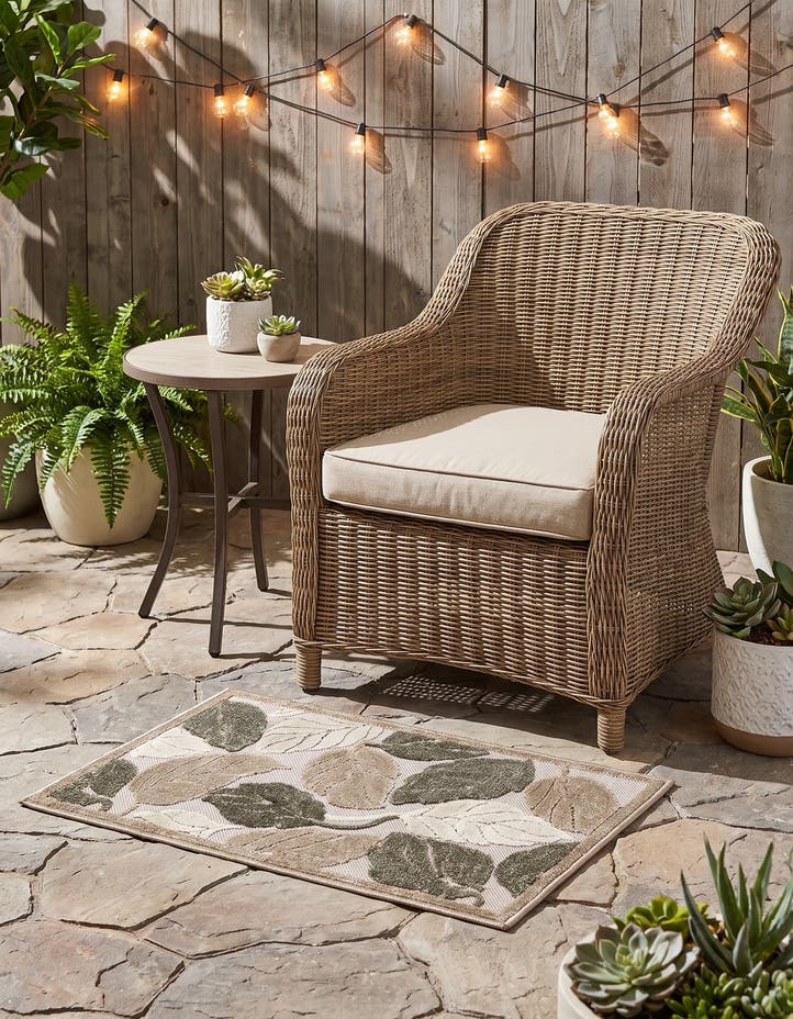2' x 3' Easy-Clean Botanical Indoor / Outd...