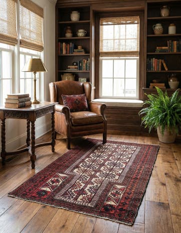 2' 5 x 4' 4 Hamedan Wool Rug