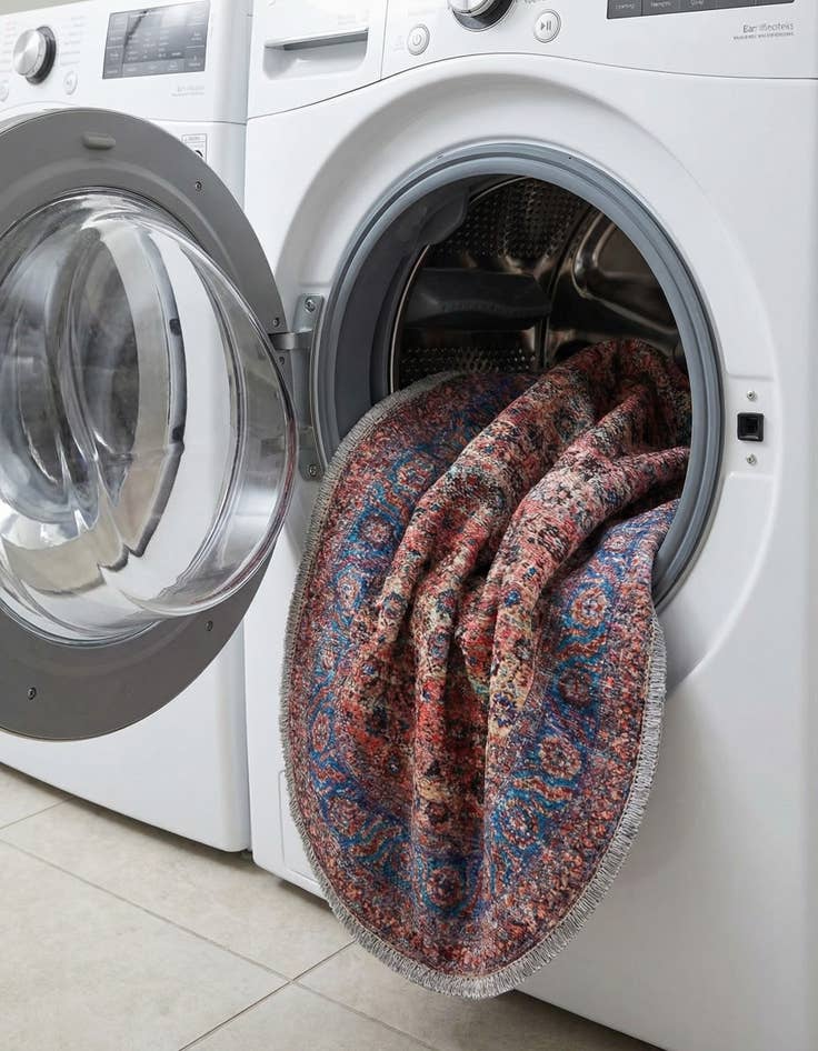 Detail image of 2' x 3'  Washable Maahru Oval Rug