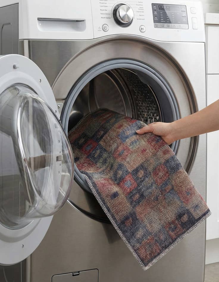 Detail image of 2' x 3'  Washable Sisu Rug