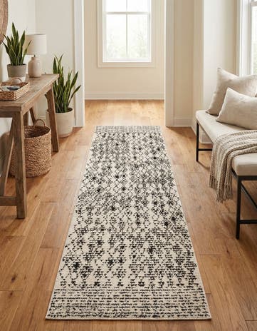 2' 7 x 10' Morocco Runner Rug
