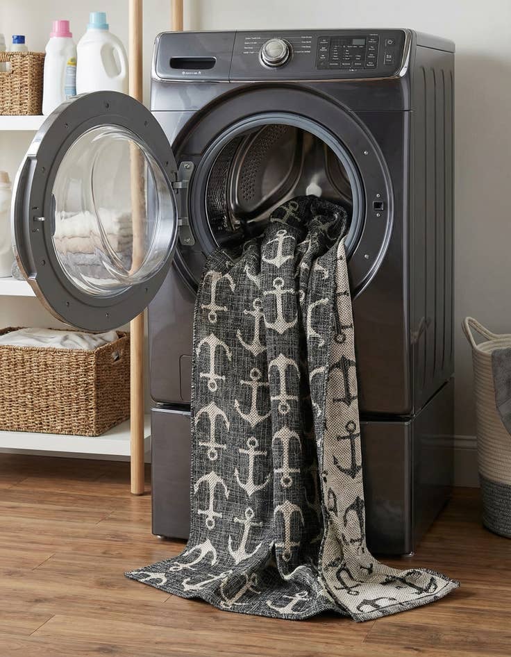 Detail image of 2' 7 x 12'  Washable Coastal Indoor / Outdoor Runner Rug