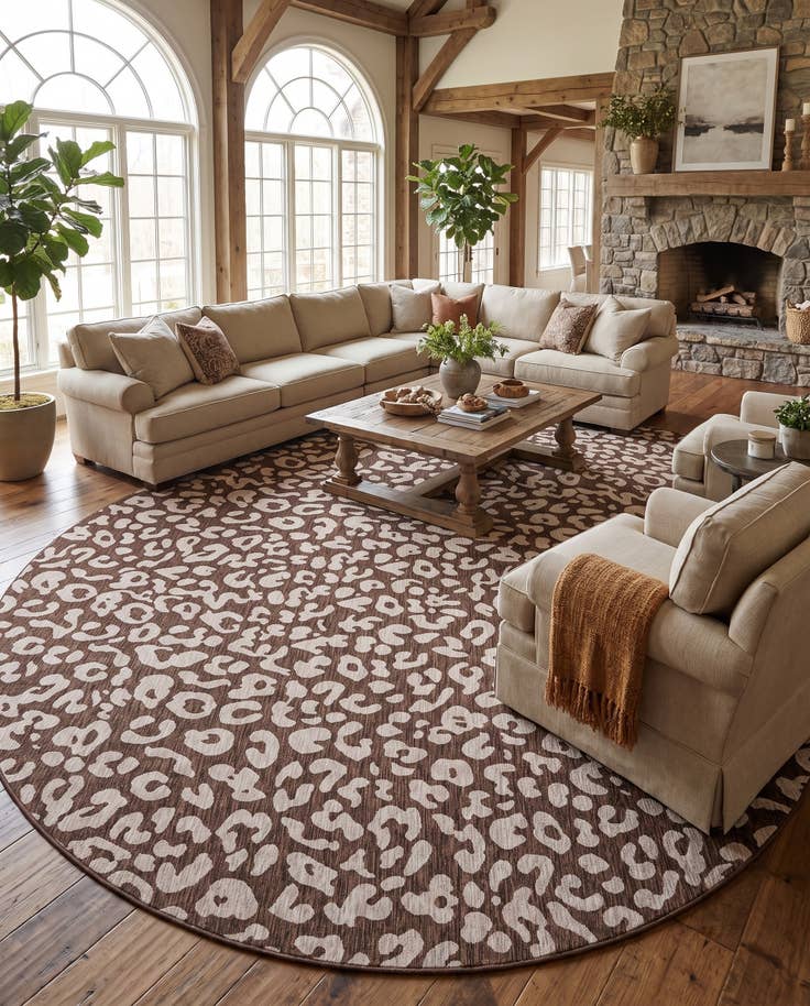 Detail image of 13' x 13' Easy-Clean Safari Indoor / Outdoor Round Rug
