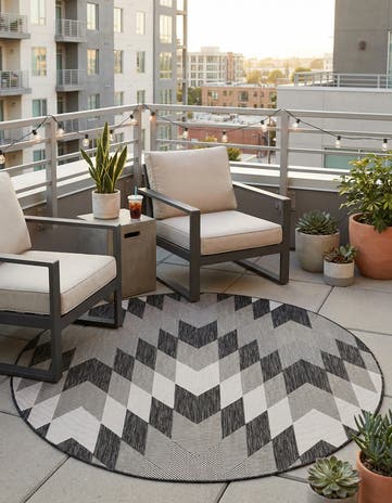 6' x 6' Easy-Clean Modern Indoor / Outdoor Round Rug