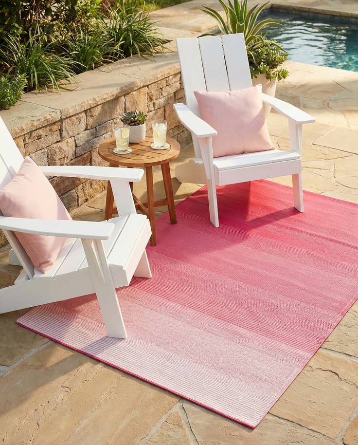 Detail image of 4' x 6' Easy-Clean Vista Breeze Indoor / Outdoor Rug