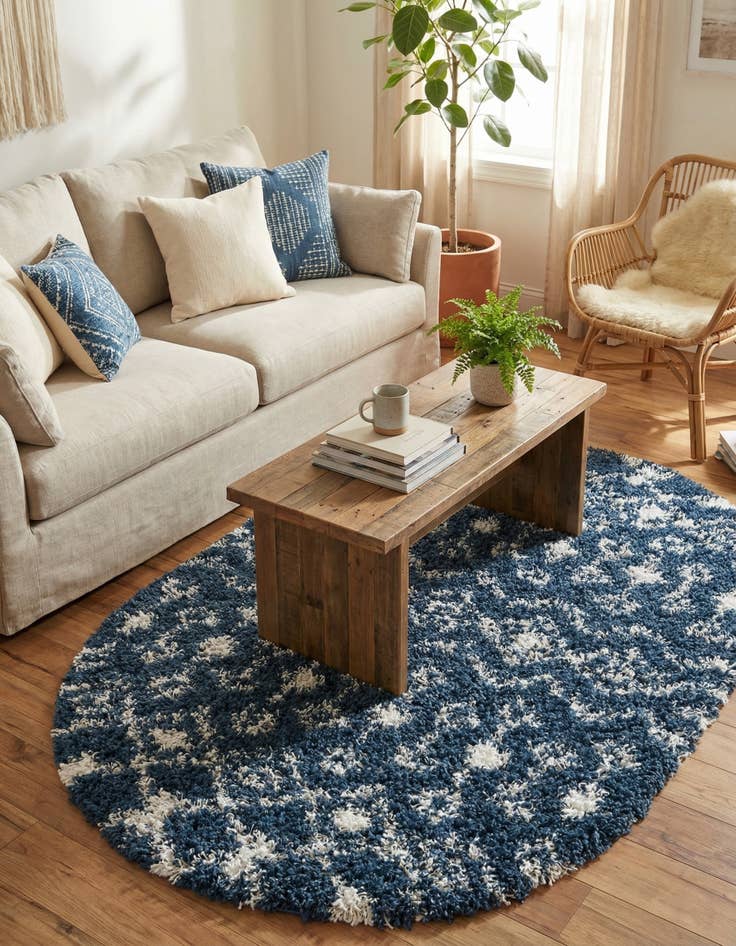 Detail image of 3' x 5' 3 Moroccan Trellis Shag Oval Rug