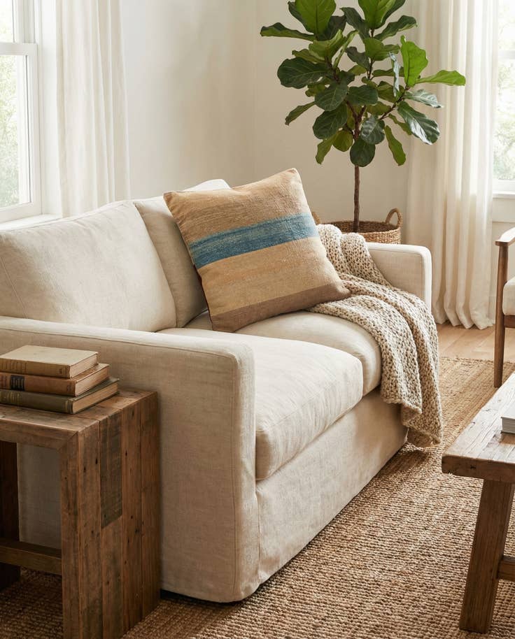 Detail image of 1' 5 x 1' 6 Hand Woven Pillow Wool Square Rug