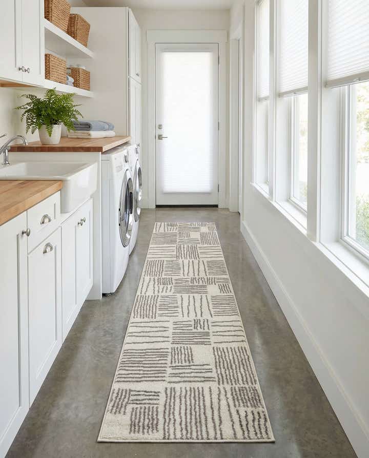 2' x 8' Hanahan Runner Rug