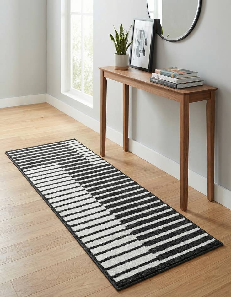 Detail image of 2' x 6' Oslo Runner Rug