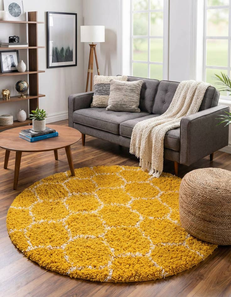 Detail image of 5' 3 x 5' 3 Trellis Shag Round Rug